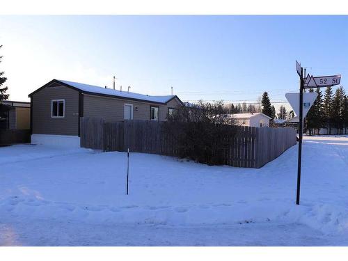 810 52 Street, Edson, AB - Outdoor