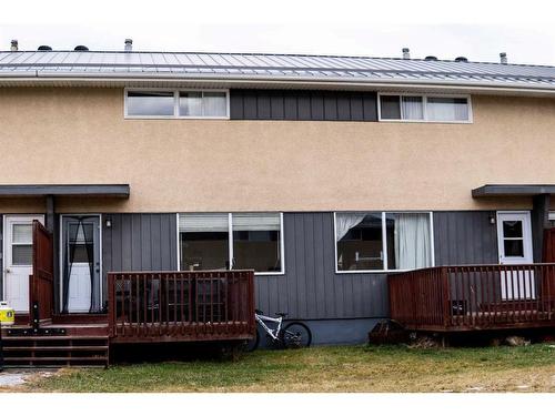 23-126 Hardisty Avenue, Hinton, AB - Outdoor