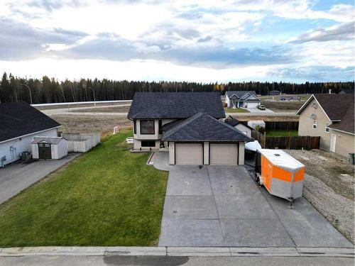 1510 42 Street, Edson, AB - Outdoor