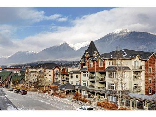 314-109 Montane Road, Canmore, AB - Outdoor With Balcony With Facade