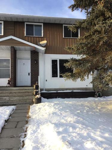 34 Feero Drive, Whitecourt, AB - Outdoor