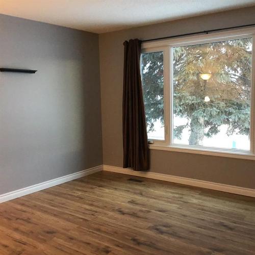 34 Feero Drive, Whitecourt, AB - Indoor Photo Showing Other Room