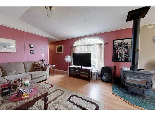 30 Poplar Estates, Rural Lesser Slave River No. 124, M.D. Of, AB - Indoor Photo Showing Living Room