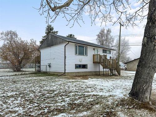 4812 Plaza Avenue, Swan Hills, AB - Outdoor