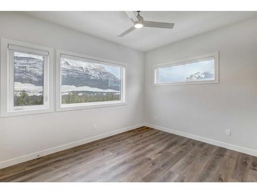 202F-209 Stewart Creek Rise, Canmore, AB - Indoor Photo Showing Other Room