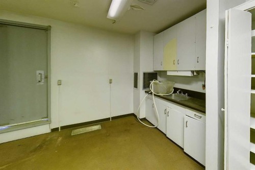 320 50 Street, Edson, AB 