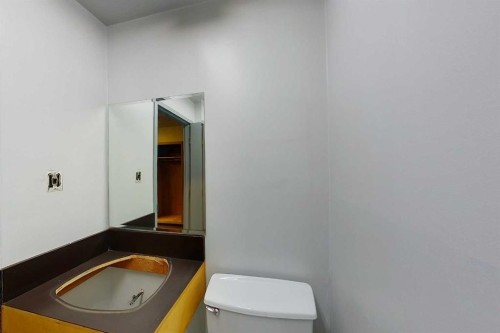 320 50 Street, Edson, AB 