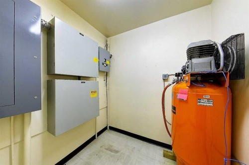 320 50 Street, Edson, AB 