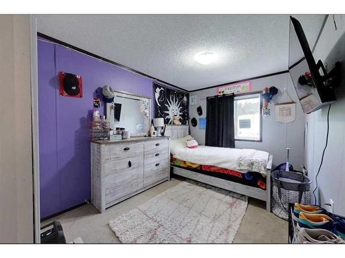 2330 Waskway Drive, Wabasca, AB - Indoor Photo Showing Bedroom