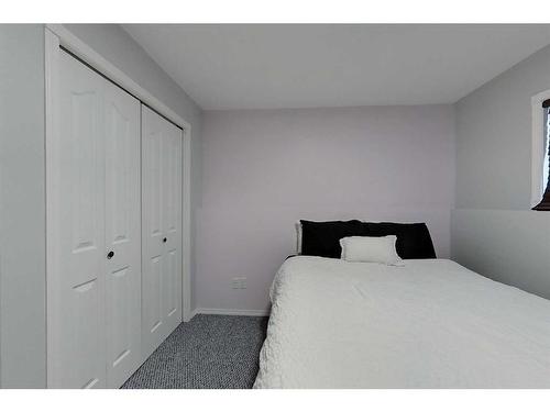 54056 Poplar Lane, Rural Lesser Slave River No. 124, M.D. Of, AB - Indoor Photo Showing Bedroom