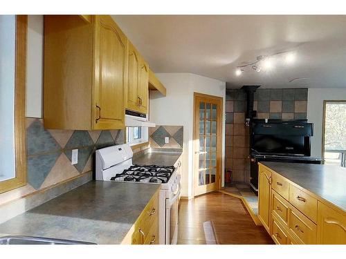 56108 Range Road 152A, Rural Yellowhead County, AB - Indoor Photo Showing Kitchen