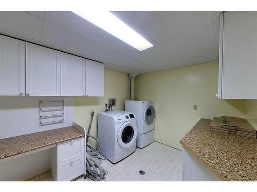 56108 Range Road 152A, Rural Yellowhead County, AB - Indoor Photo Showing Laundry Room