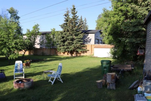 4702 4 Avenue, Edson, AB - Outdoor With Backyard