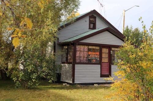 4702 4 Avenue, Edson, AB - Outdoor