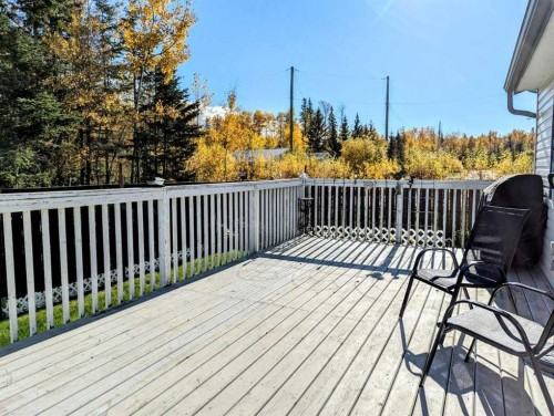 7 4 Avenue Sw, Faust, AB - Outdoor With Deck Patio Veranda