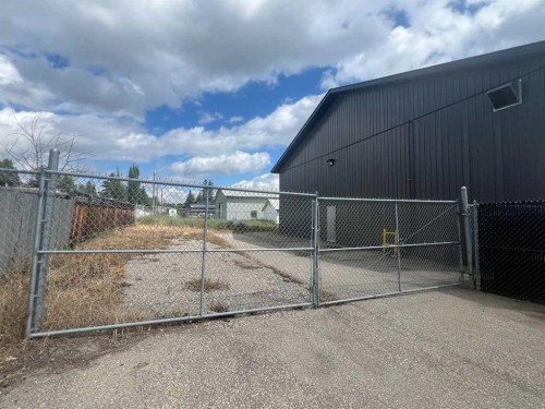 7028 4 Avenue, Edson, AB 
