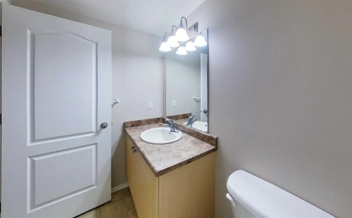 302-1615 41 Street, Edson, AB - Indoor Photo Showing Bathroom