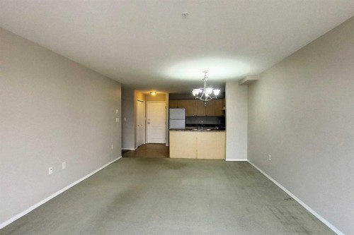 302-1615 41 Street, Edson, AB - Indoor