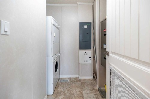 204-2814 48 Avenue, Athabasca, AB - Indoor Photo Showing Other Room