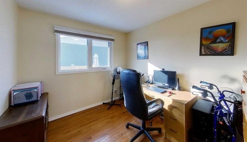 5743 9 Avenue, Edson, AB - Indoor Photo Showing Office