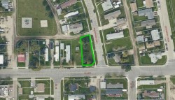 4504 55 Avenue  Whitecourt, AB T7S 1A8