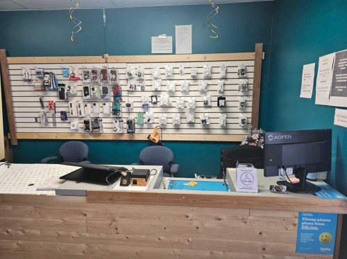 Kiosk-4912 49 Avenue, Mayerthorpe, AB 