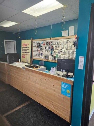 Kiosk-4912 49 Avenue, Mayerthorpe, AB 