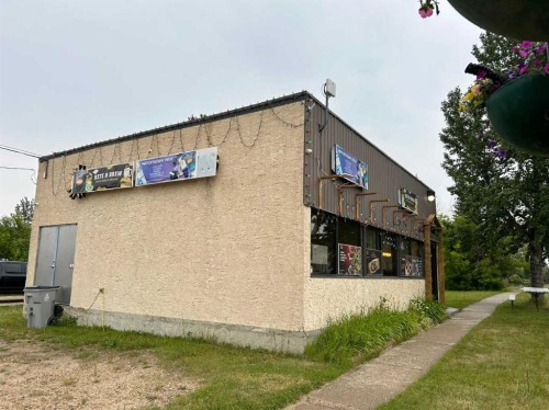Kiosk-4912 49 Avenue, Mayerthorpe, AB 