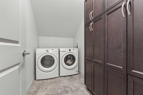 18 Sonoma Key, Whitecourt, AB - Indoor Photo Showing Laundry Room