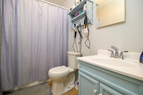 4808 55 Street, Athabasca, AB - Indoor Photo Showing Bathroom