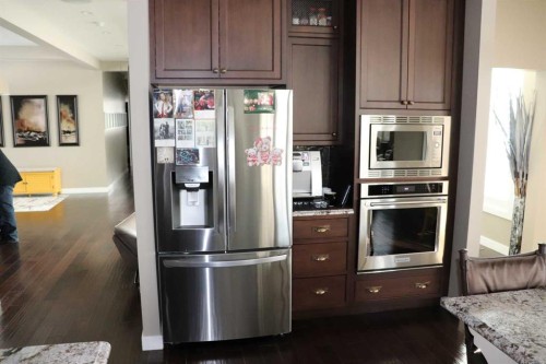 6663 15 Avenue, Edson, AB - Indoor Photo Showing Kitchen With Stainless Steel Kitchen