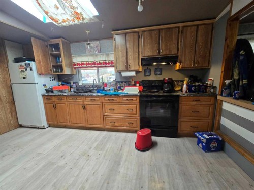 6205 Highway 616, Buck Creek, AB - Indoor Photo Showing Kitchen