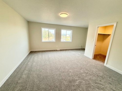 326B Boutin Avenue, Hinton, AB - Indoor Photo Showing Other Room