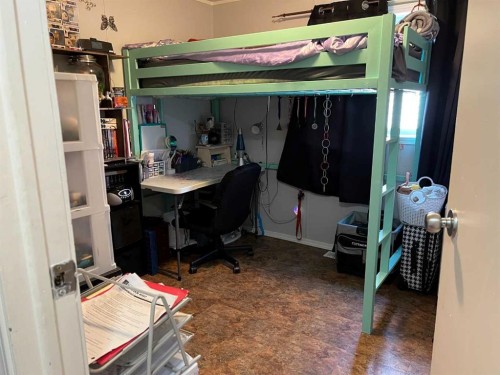 903 5 Avenue, Fox Creek, AB - Indoor Photo Showing Office