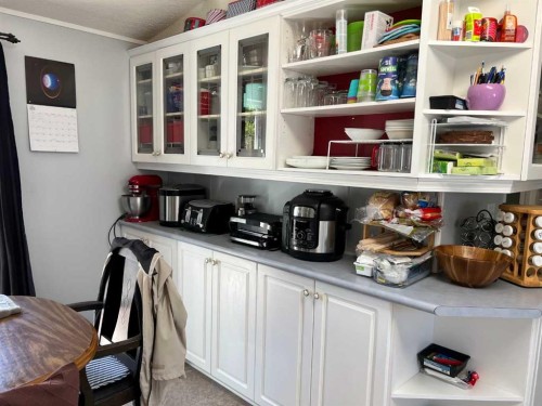 903 5 Avenue, Fox Creek, AB - Indoor