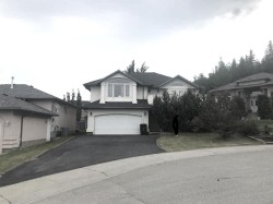 105 Parker Place  Hinton, AB T7V 2E5