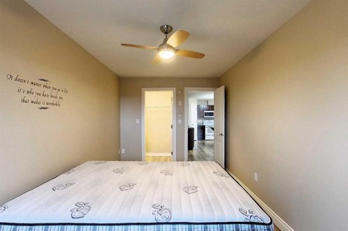 406-5037 7 Avenue, Edson, AB - Indoor Photo Showing Bedroom