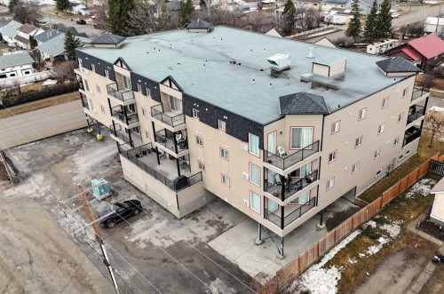 406-5037 7 Avenue, Edson, AB - Outdoor