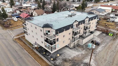 406-5037 7 Avenue, Edson, AB - Outdoor