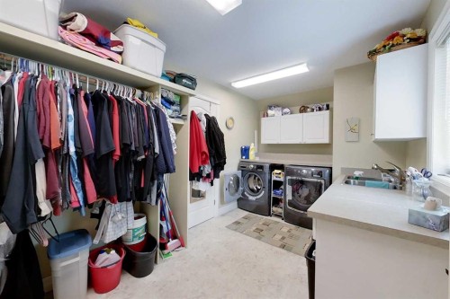 30 Executive Estates, Canyon Creek, AB - Indoor With Storage