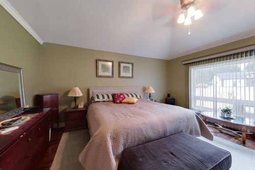 30 Executive Estates, Canyon Creek, AB - Indoor Photo Showing Bedroom
