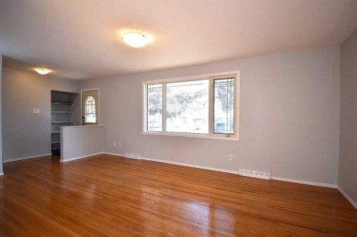 119 Lodgepole Drive, Hinton, AB - Indoor Photo Showing Other Room