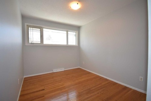 119 Lodgepole Drive, Hinton, AB - Indoor Photo Showing Other Room