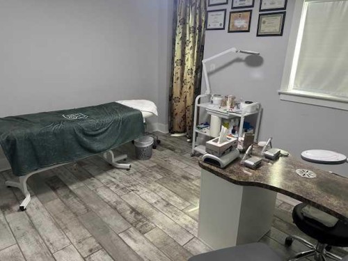 4908 51 Avenue, Whitecourt, AB 