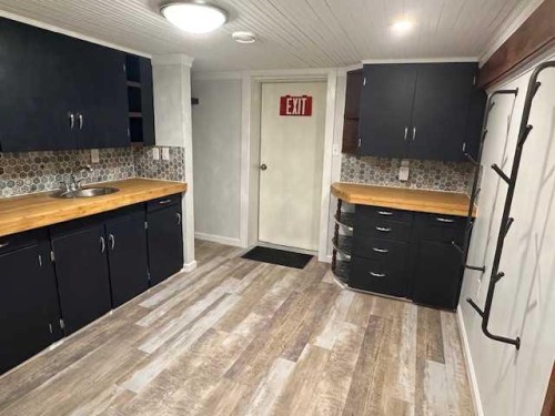 4908 51 Avenue, Whitecourt, AB 