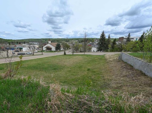 5106 49 Avenue, Athabasca, AB 