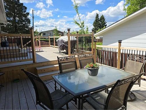 401 7 Avenue, Fox Creek, AB - Outdoor With Deck Patio Veranda With Exterior