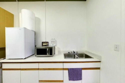 5025 1 Avenue, Edson, AB 