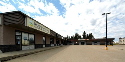 5025 1 Avenue, Edson, AB 