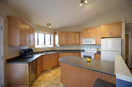110 Guimond Place, Hinton, AB - Indoor Photo Showing Kitchen With Double Sink